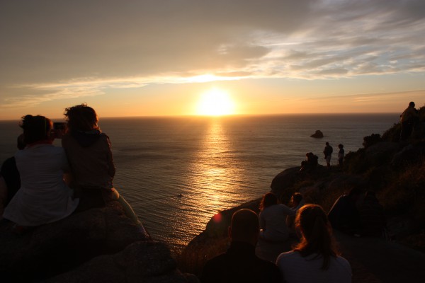 Puesta de sol desde el faro de Finisterre